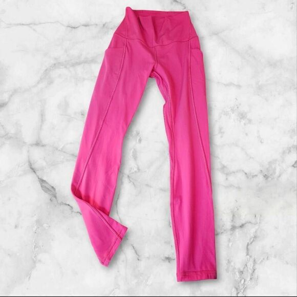 Lululemon Size 4 Pink HR Aligns with Pockets 25" - Picture 1 of 3